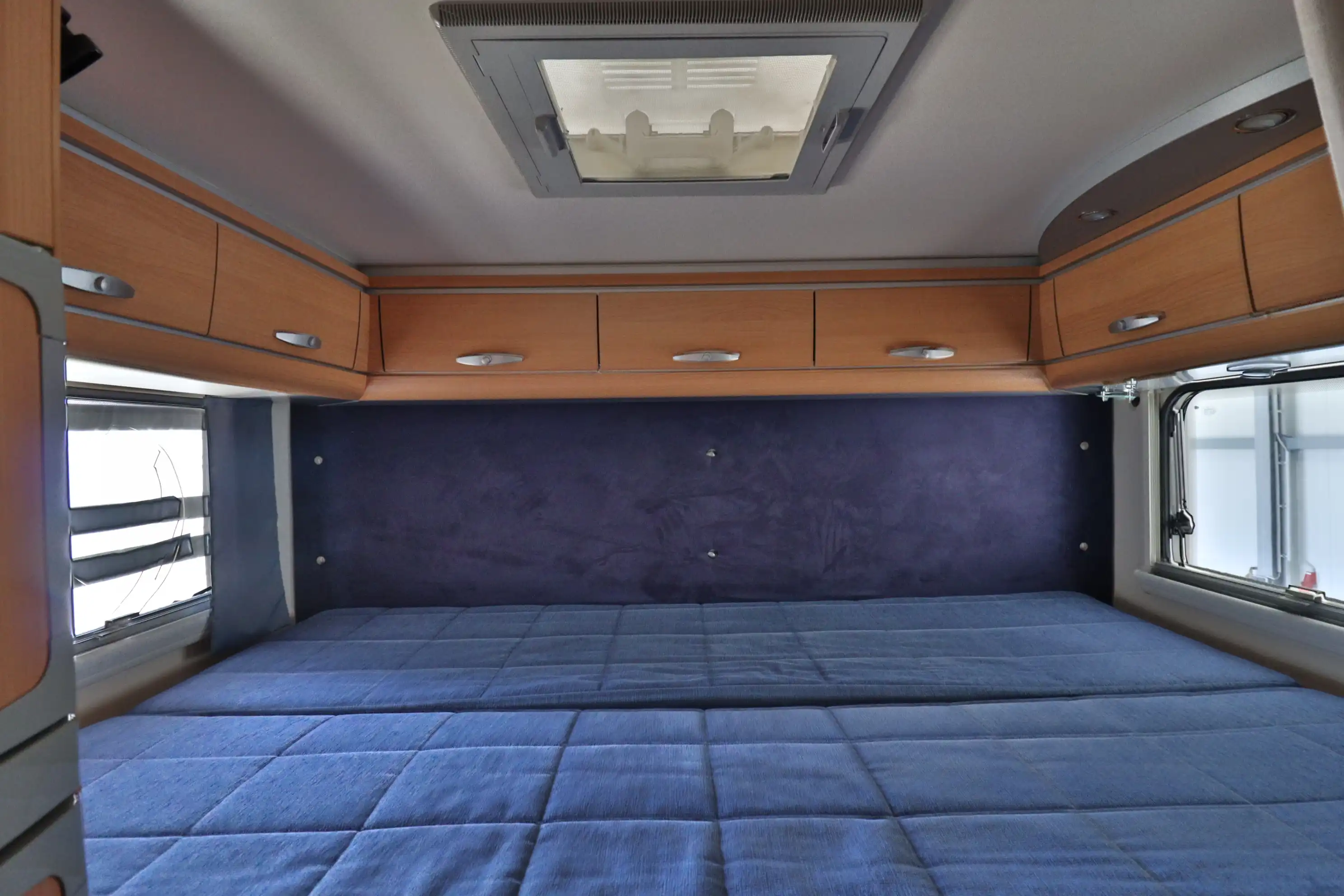 KNAUS SUN TI 700 MG